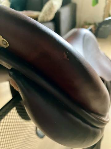 Selle Butet 17 pouces 