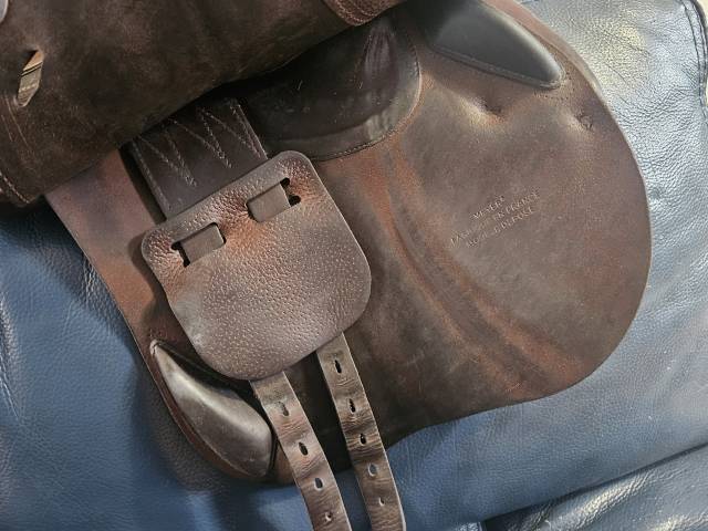 Selle Meyer 17'5 année 2016