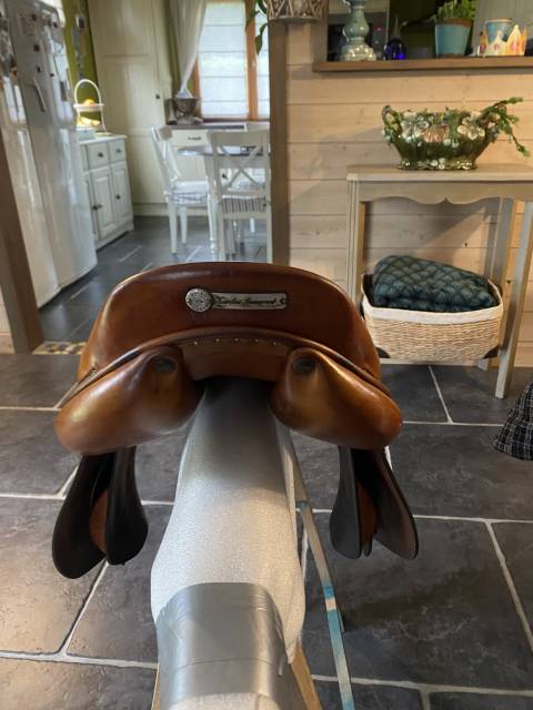 Selle Butet de 2018 17.5"