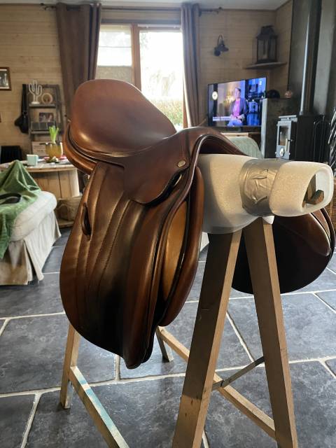 Selle Butet de 2018 17.5"