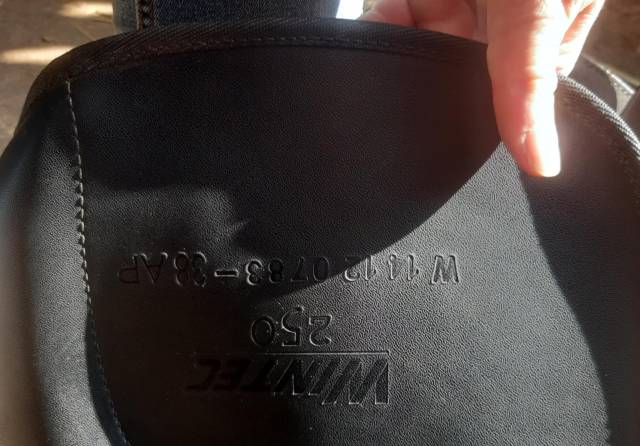 Vend ou échange Selle wintec pony 14 pouces 