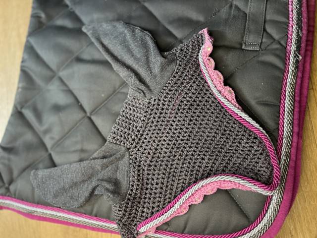 Enesemble Tapis + bonnet
