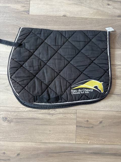 Tapis paddock chazey noir/jaune