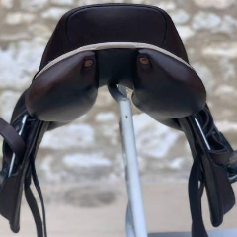 IKONIC "EVOLUTION" SELLE CROSS MONO QUARTIER 2021