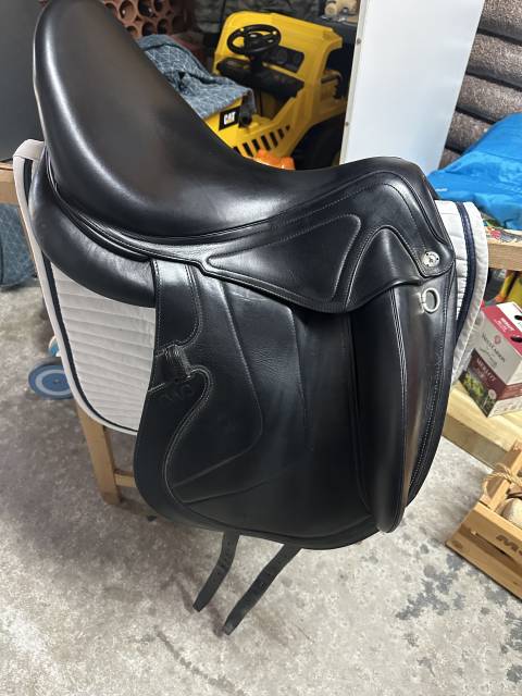Selle dressage CWD