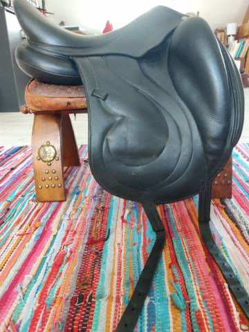 Selle de dressage Antares 17' 