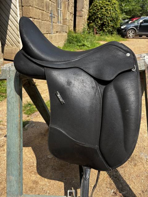 Selle de dressage Wintec Pro 17 pouces