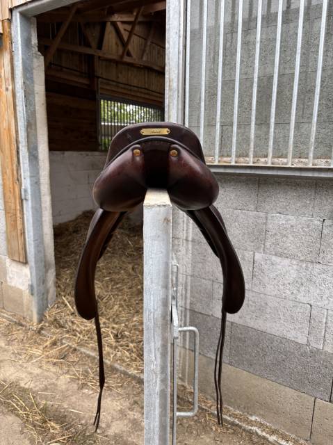 Selle Butet Dressage 17"