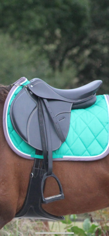 Selle synthétique fouganza 17,5 