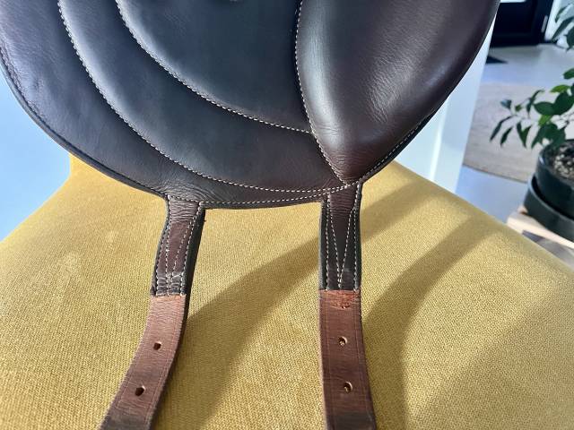 Selle de dressage GBS