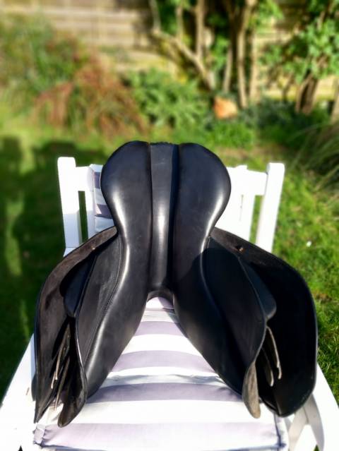 SELLE MIXTE FORESTIER - Modèle Segonzac - 17' - Noire