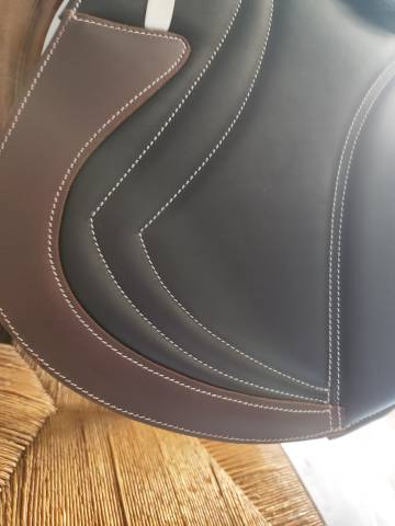 Selle d'obstacle EKUS F4 neuve