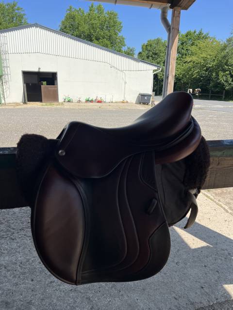 Selle CWD SE03 17&rdquo; &ndash; CC 2L &ndash; &Eacute;tat excellent