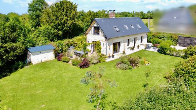 COUP DE COEUR : RAVISSANTE MAISON À DEUX PAS D'HONFLEUR
