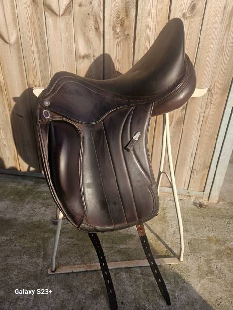 Selle Equipe Viktoria marron neuve 17'