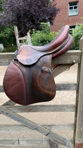 A vendre - Selle Antares - Juming