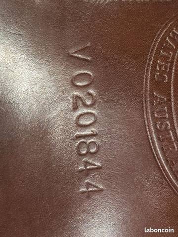 Selle &eacute;quip&eacute;e