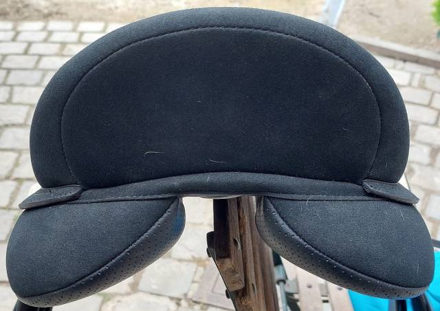 Selle Equitation synthétique Wintec 2000 mixte 18" neuv