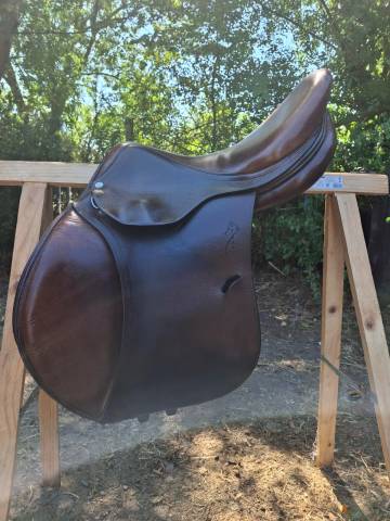 Selle mixte semi creuse 17" antares