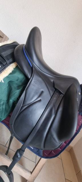 Selle Makila Lab 18 équipée