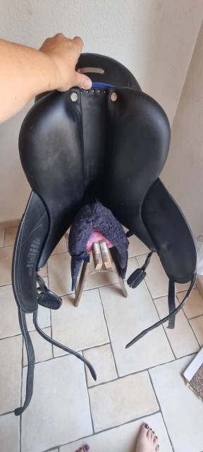 Selle Makila Lab 18 équipée