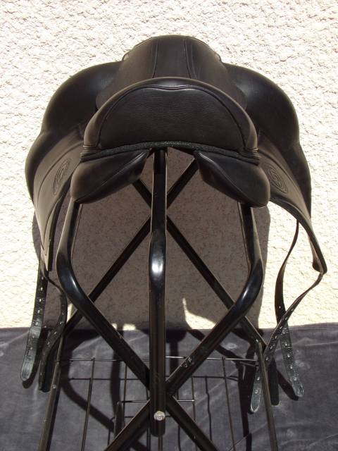 Selle Dressage Forestier Aachen 17'5