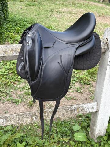 Selle Devoucoux Makila Lab