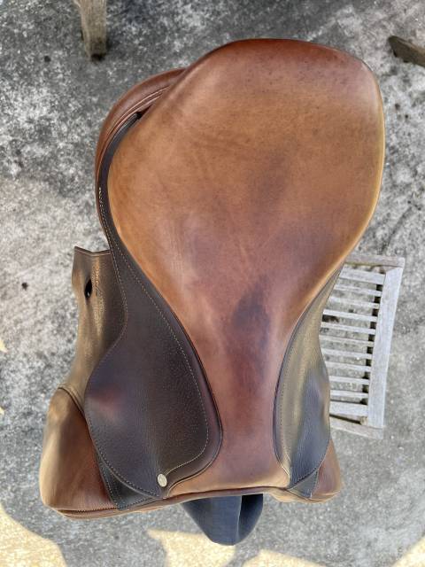 Selle mixte Altaïr by Antarès 17 pouces