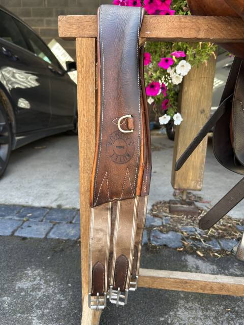 Selle butet 14 pouces