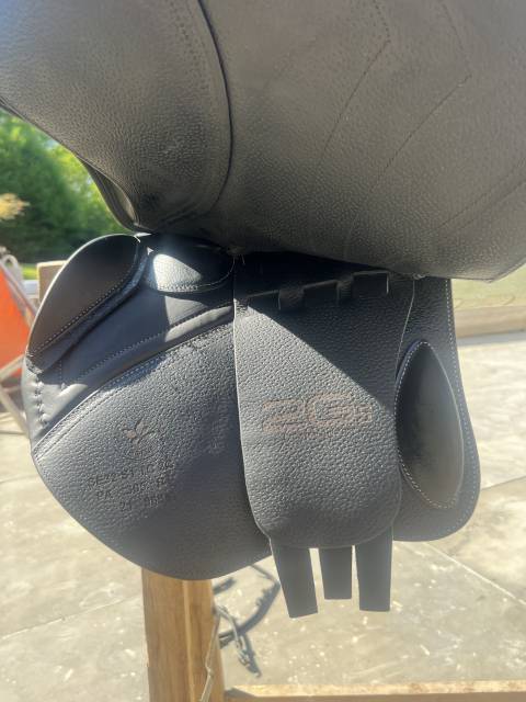 Selle CWD mademoiselle noire 