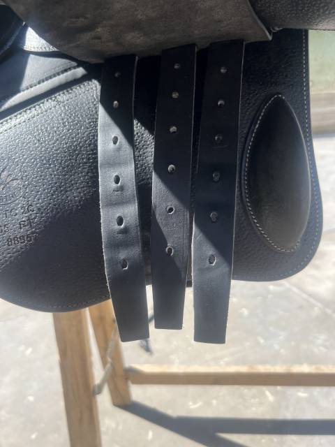 Selle CWD mademoiselle noire 