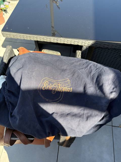 Selle Éric Thomas modèle Saumur