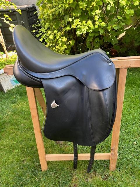 Selle dressage BATES INNOVA