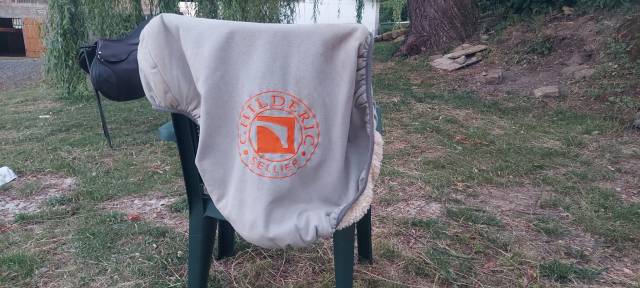 Selle Childeric modèle FLP 18 pouces 