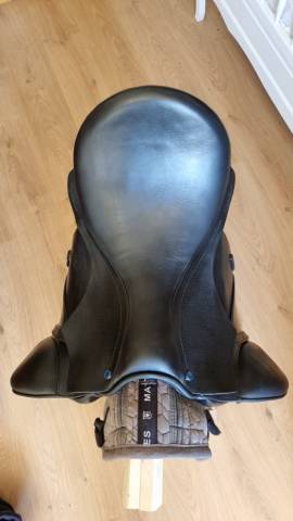 Selle Dressage Stubben Euphoria 17.5