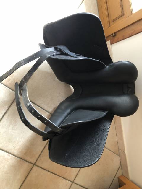 Selle de dressage ZALDI