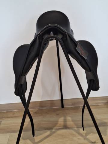 Selle de dressage 16,5  Time Rider (New Era Stationata) 