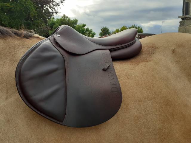 Vente selle Devoucoux Semi-Creux 18 pouces