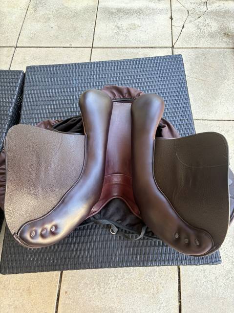 Selle baude victoire 17’’