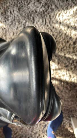 Selle dressage Ikonic 