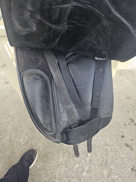 Selle dressage Bates 17.5"