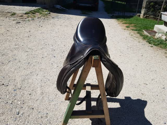 Selle dressage Childeric 17'5