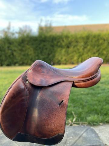 Selle mixte cuir marron Belloir 17,5 pouces