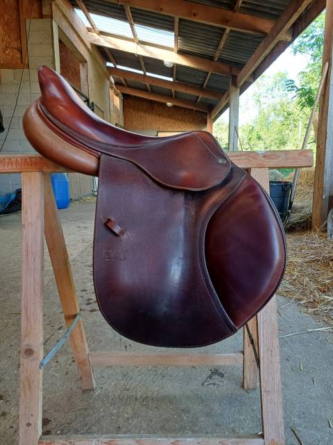 SELLE CWD année 2010 bon état 