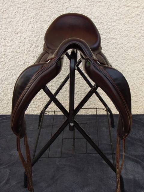 Selle Dressage Devoucoux Makila 17'