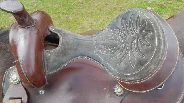 Selle western cuir 