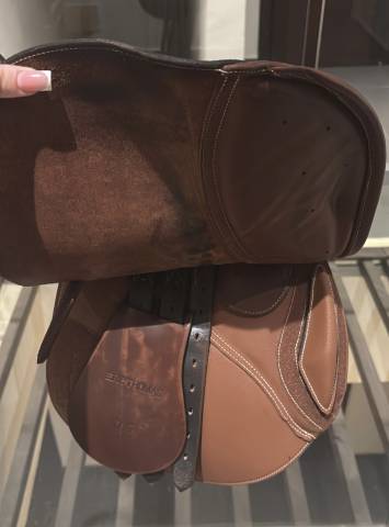 Selle Éric Thomas 17,5 pouces 