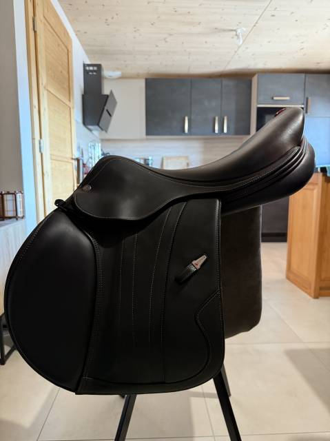 Selle Equipe EK-GO ECarbon