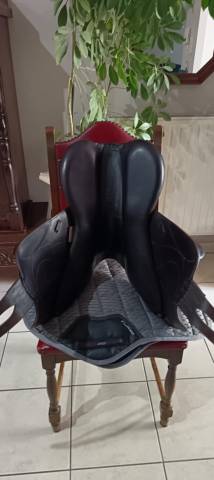 Selle mixte Devoucoux chiberta 17.5 de 2017. 