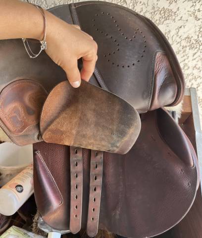 Selle Delgrange taille 17 